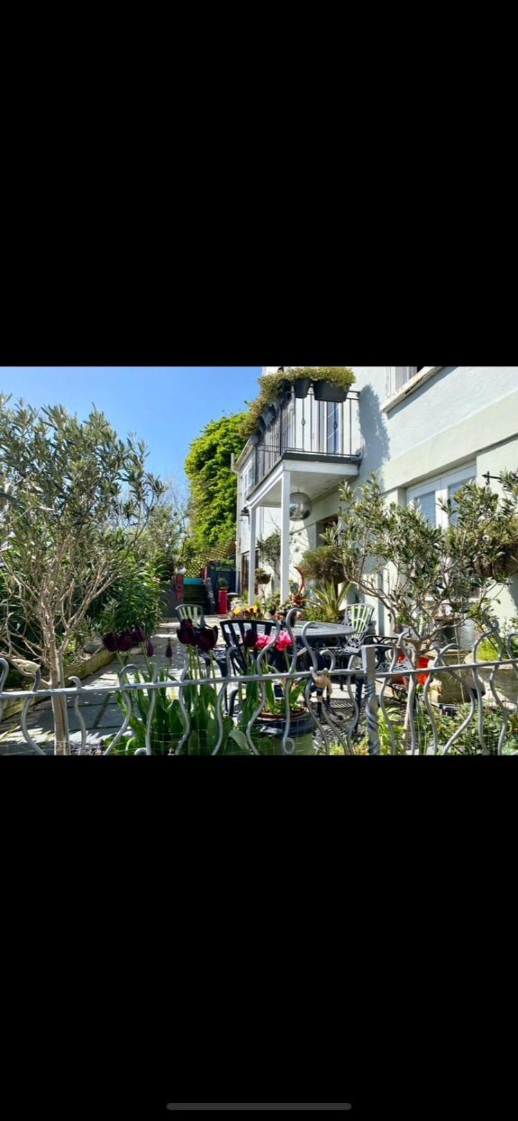 Apartmán Pop Art Pad Heart Of Old Town With Parking! Hastings Exteriér fotografie